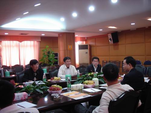 始興縣委、縣政府領導到公司參觀考察