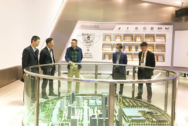 佛山市科技局領(lǐng)導(dǎo)一行蒞臨華昌集團調(diào)研指導(dǎo)工作